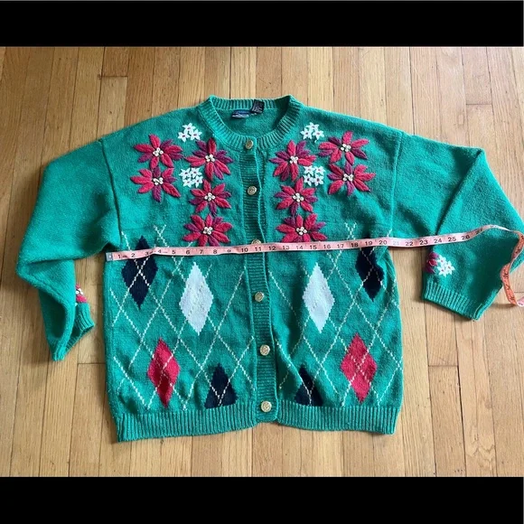 Y2K Vintage Preppy Argyle Holiday Sweater w. Poinsettia Flowers - Picture 11 of 11